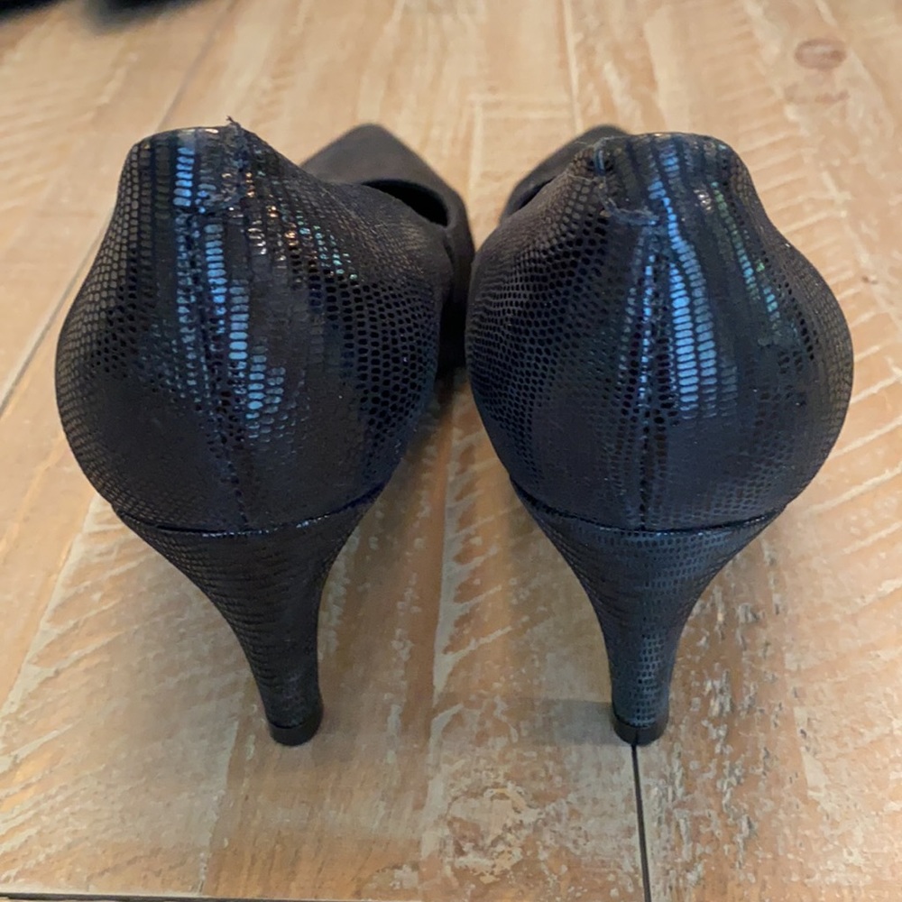 Walking cradles heels - Picture 6 of 6
